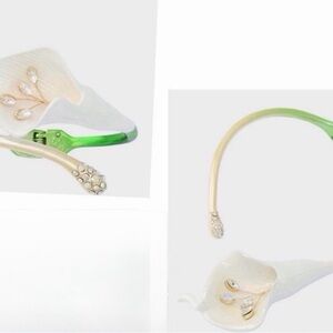 Betsey Johnson Calla Lily Necklace and Bracelet Set